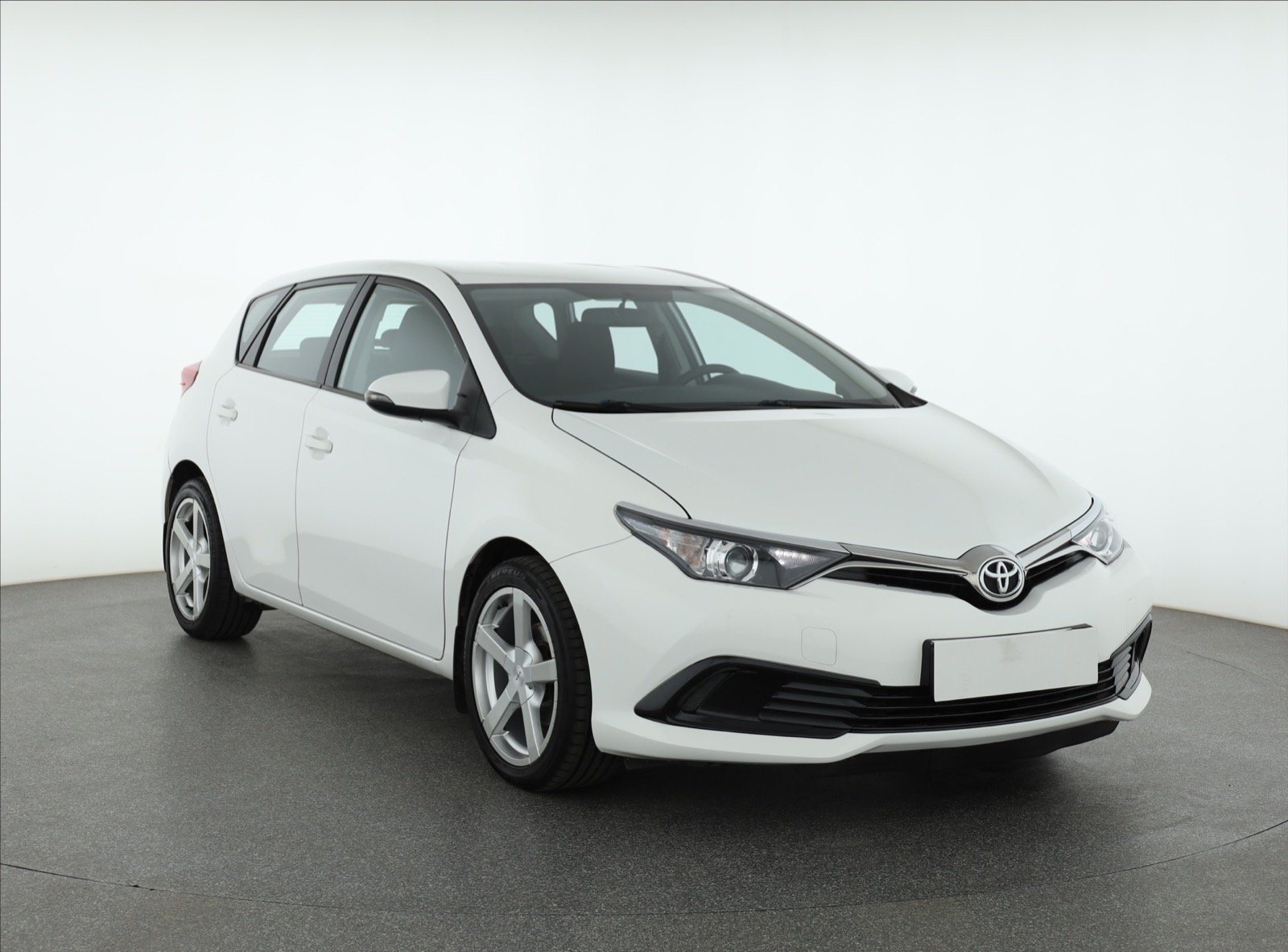 Toyota Auris 1.33 Dual VVT-i Hatchback 2016 - 1