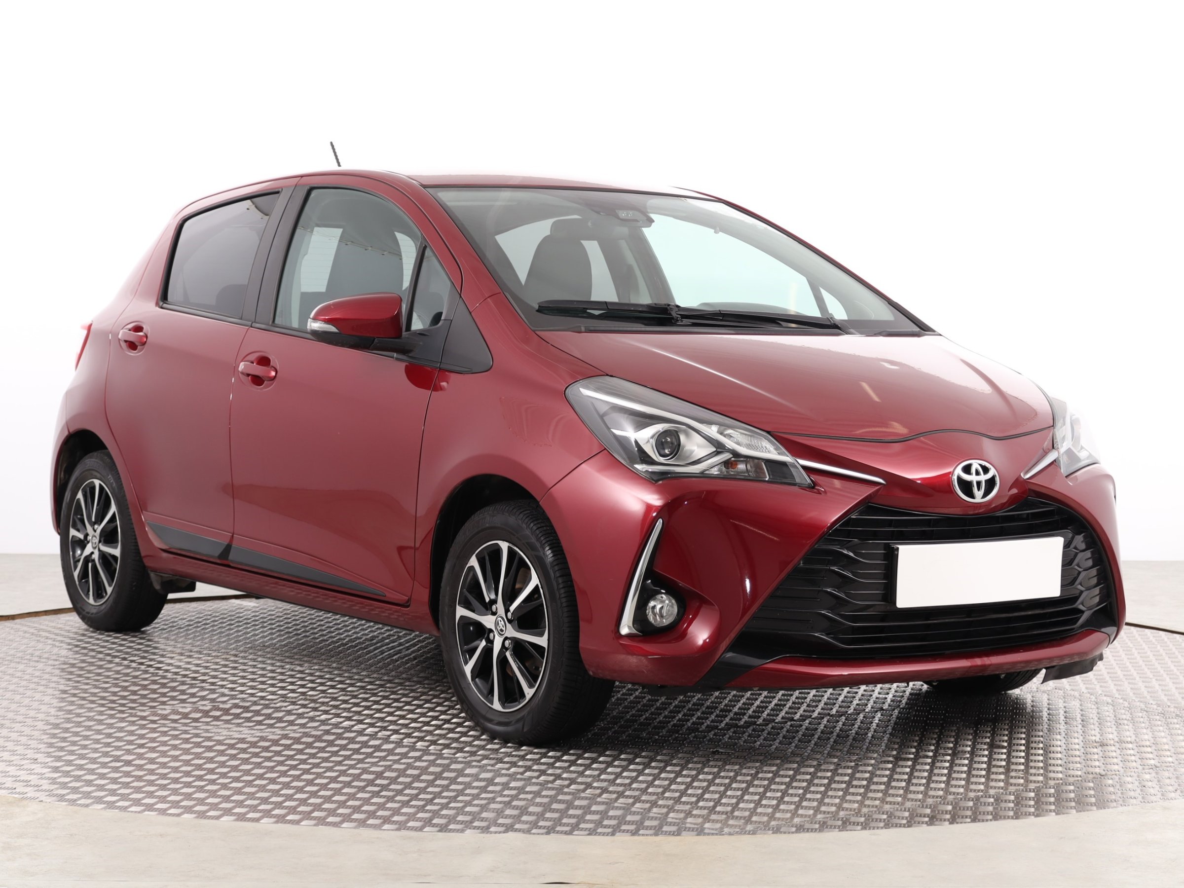 Toyota Yaris 1.5 Dual VVT-iE Hatchback 2018 - 1