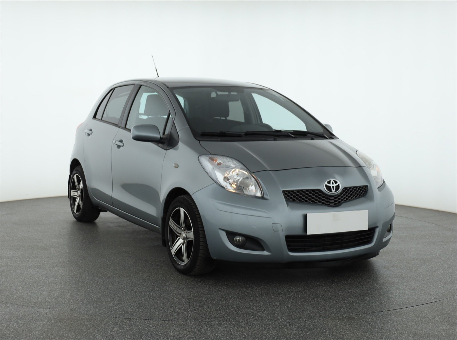 Toyota Yaris 1.4 D-4D Hatchback 2009 - 1