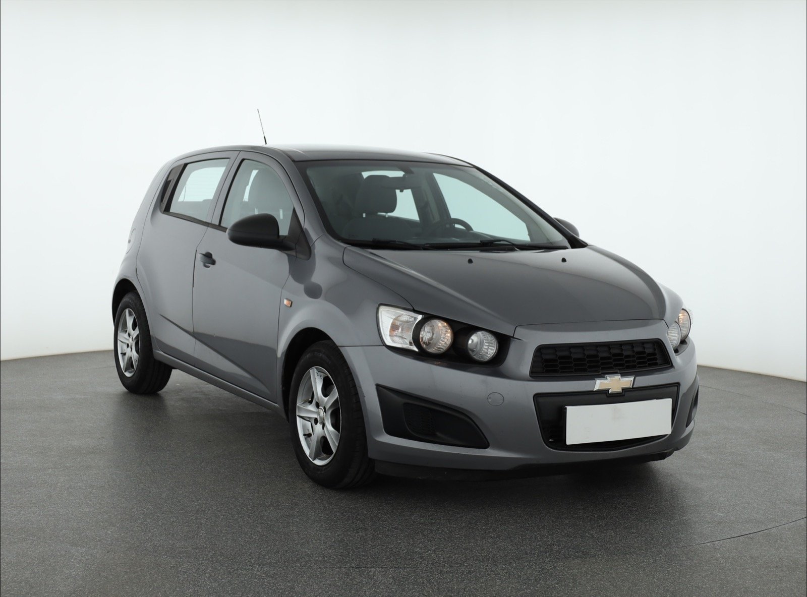 Chevrolet Aveo 1.2 Ecotec Hatchback 2012 - 1