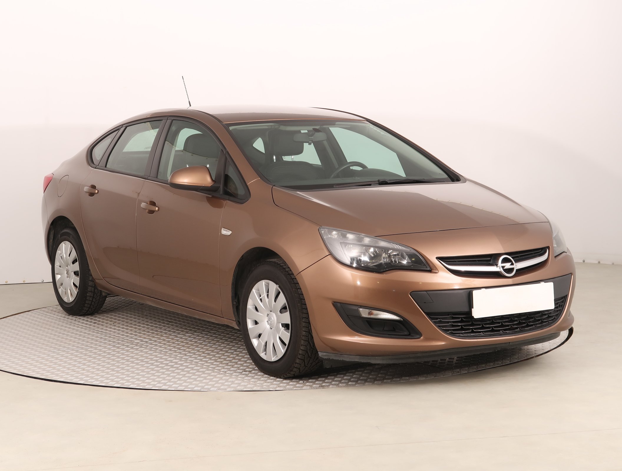 Opel Astra 1.6 Ecotec Hatchback 2015 - 1