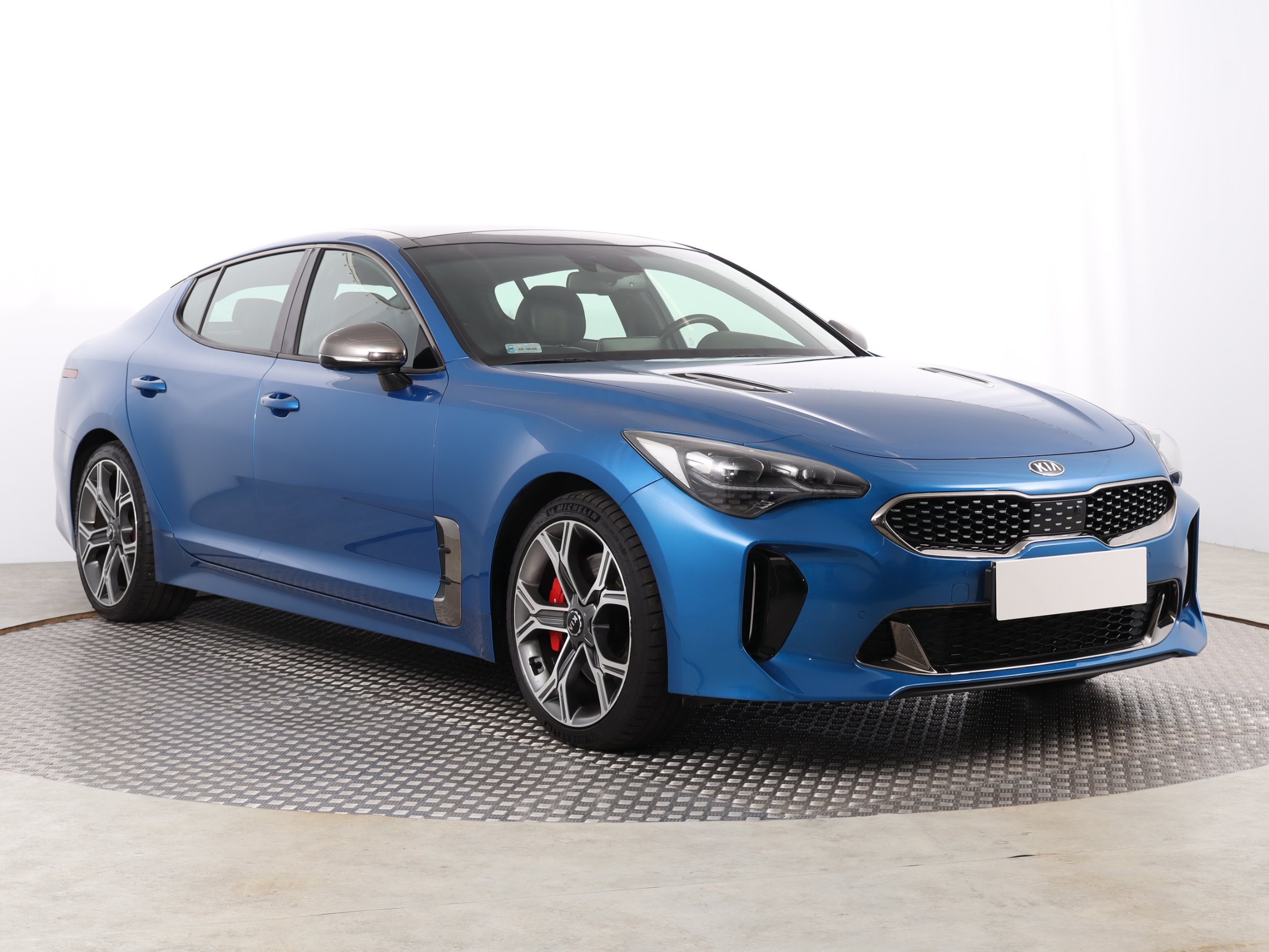 Kia Stinger GT 3.3 T-GDI BiTurbo AWD Sedan 2019 - 1