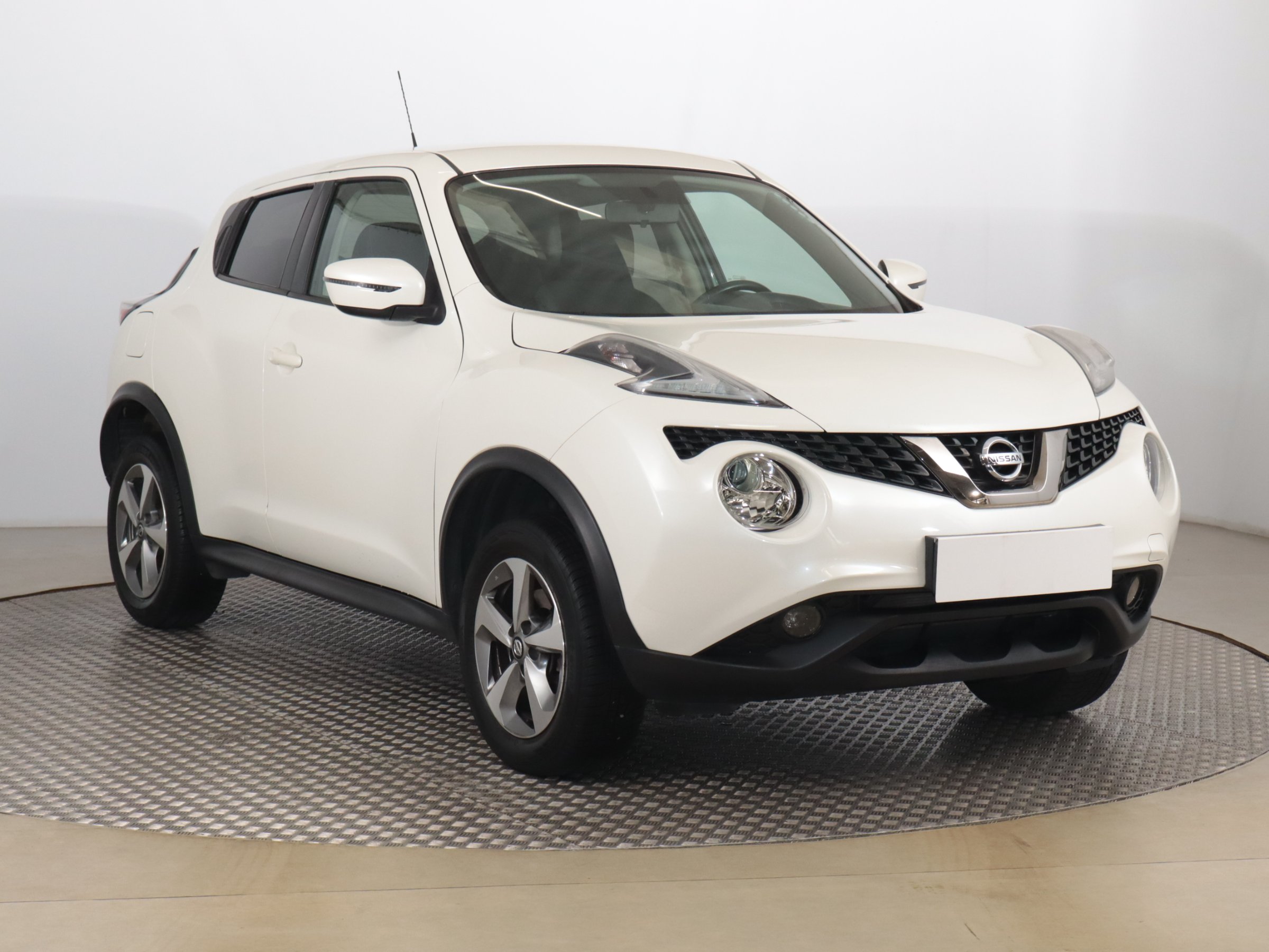 Nissan Juke 1.6 MPI SUV 2018 - 1