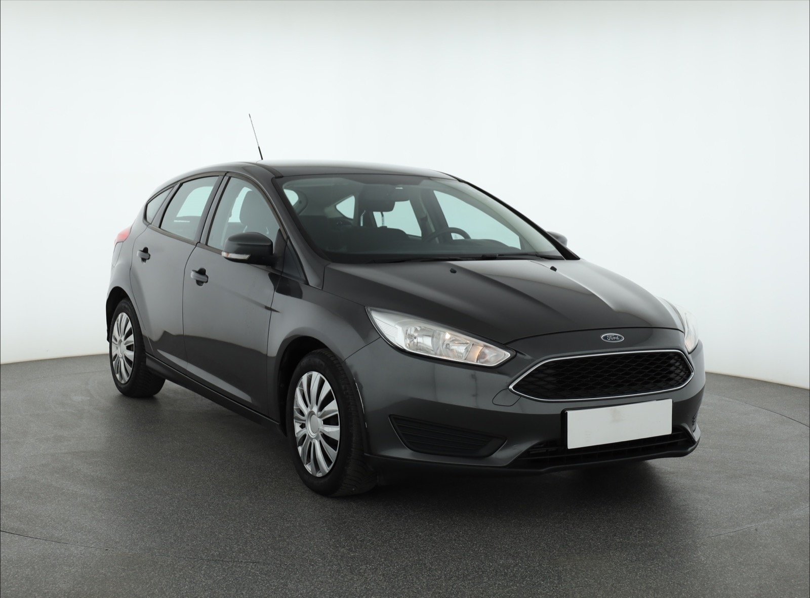 Ford Focus 1.6 Duratec Ti-VCT Hatchback 2017 - 1