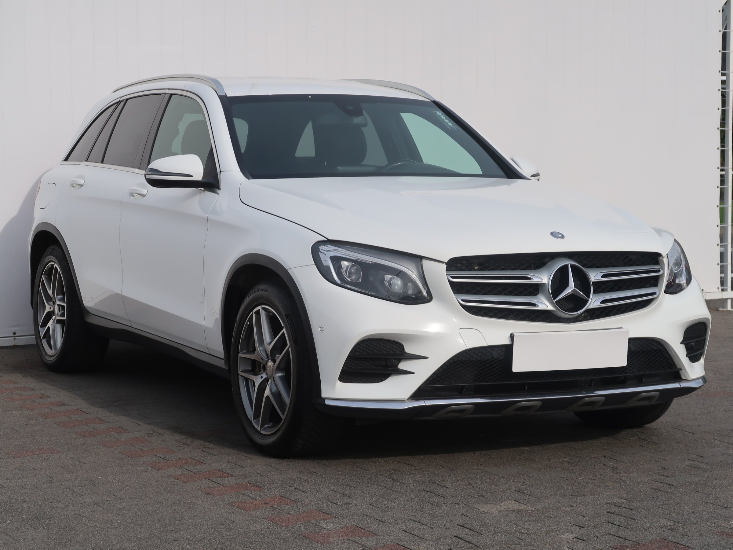 Mercedes-Benz GLC 220d 4Matic SUV 2015 - 1