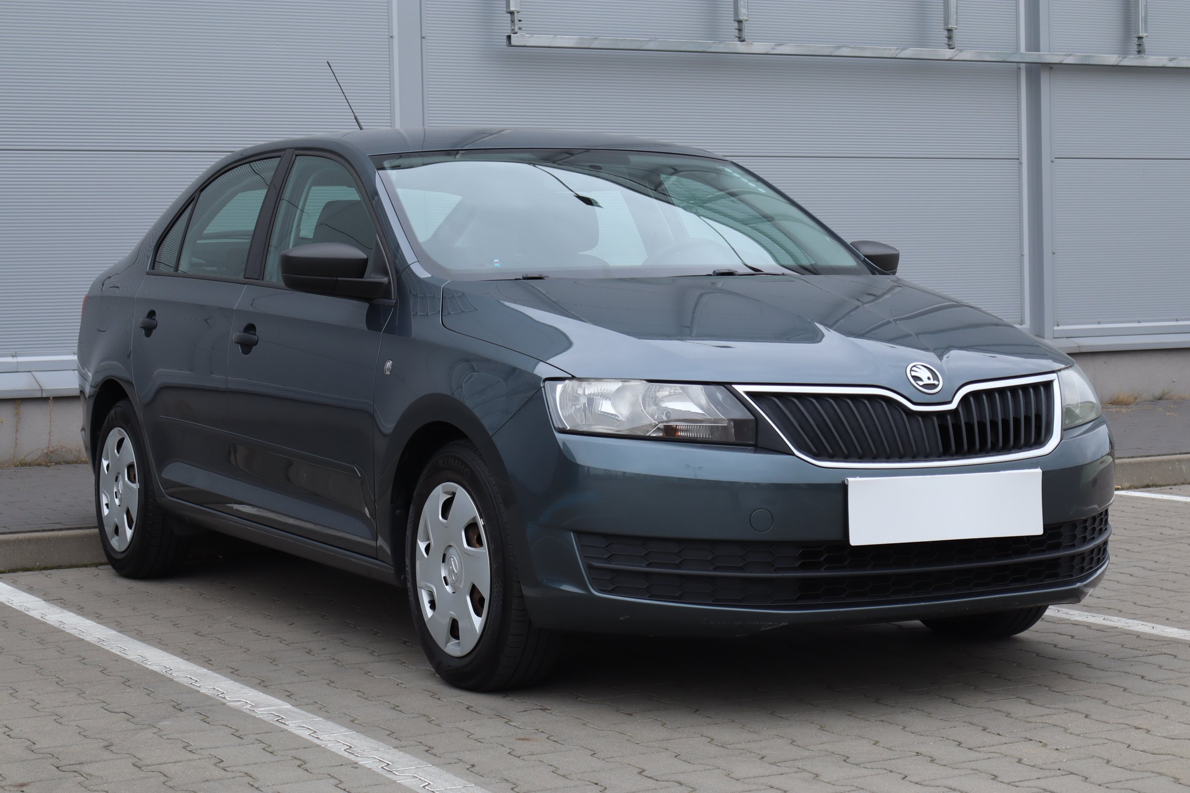 Skoda Rapid 1.2 TSI Hatchback 2015 - 1