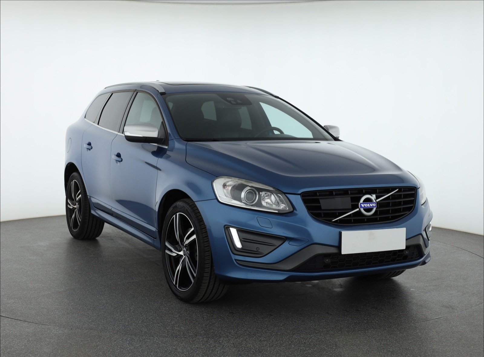 Volvo XC60 2.4 D5 AWD SUV 2016 - 1