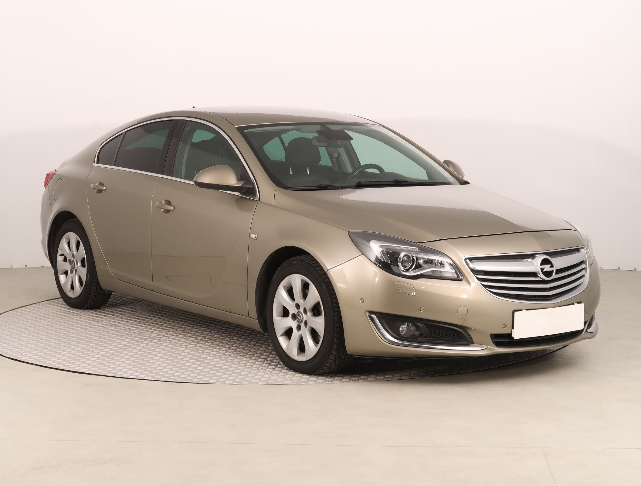 Opel Insignia 2.0 CDTI Hatchback 2014 - 1