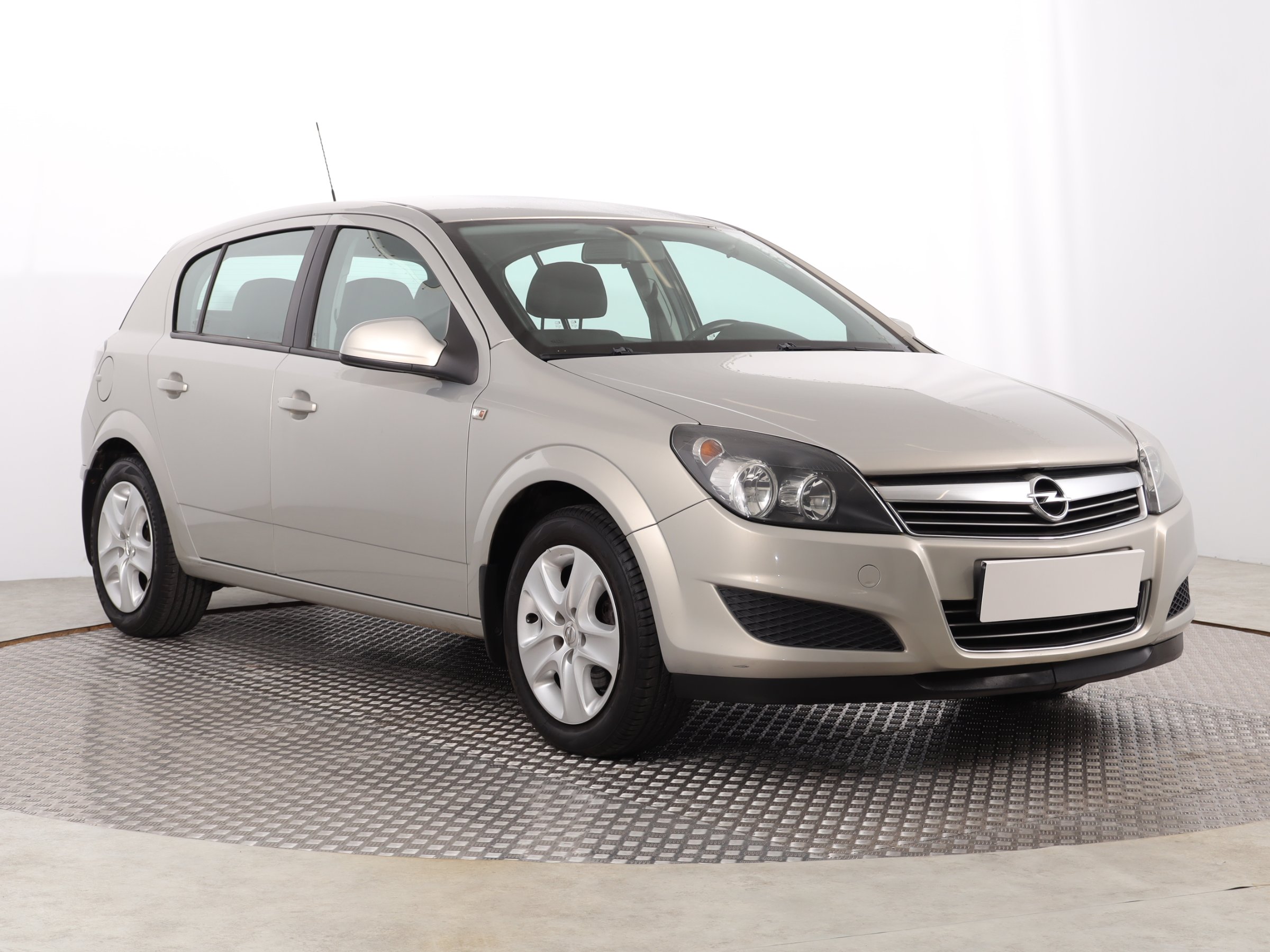 Opel Astra 1.4 Ecotec Hatchback 2010 - 1