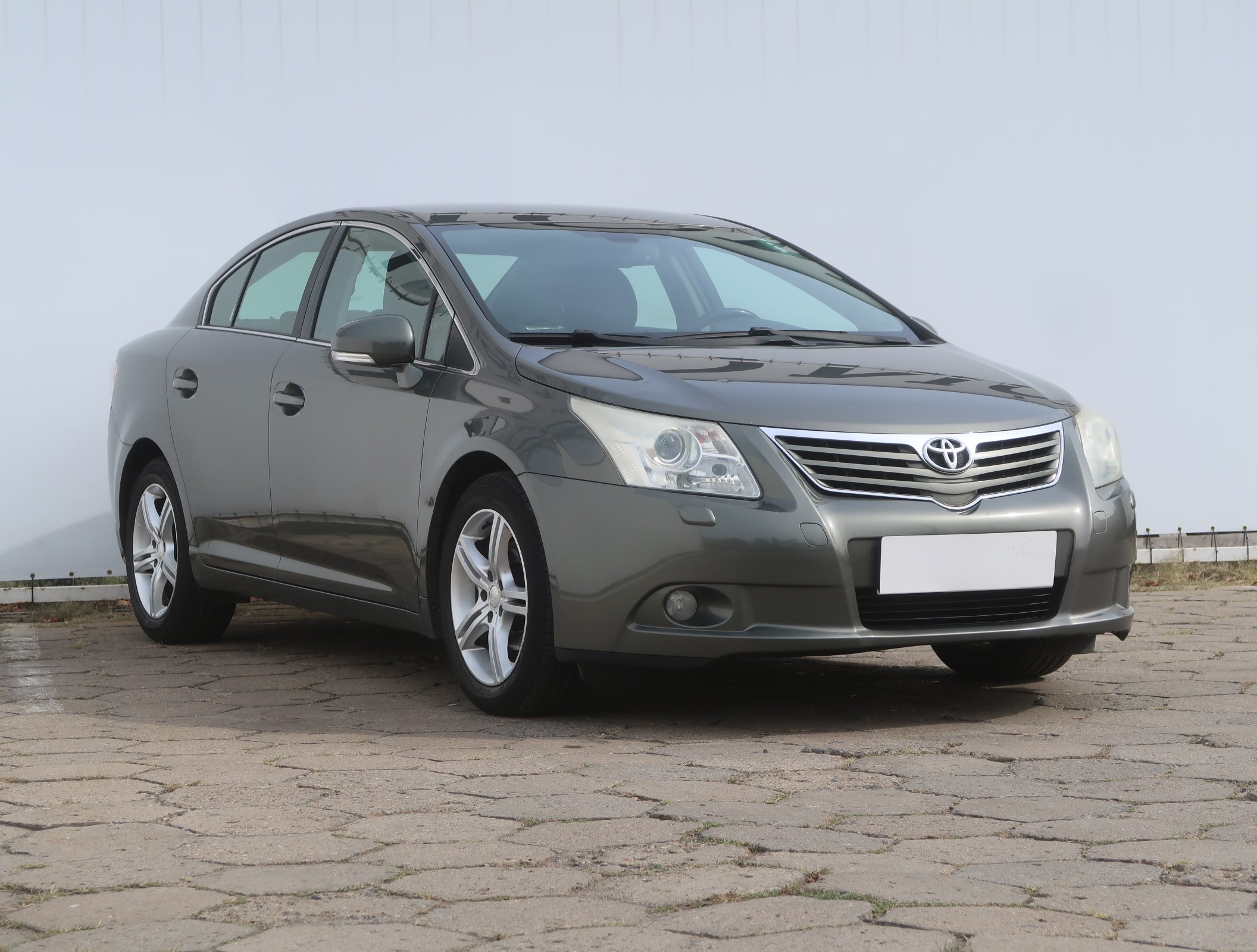 Toyota Avensis 1.8 VVT-i Sedan 2009 - 1