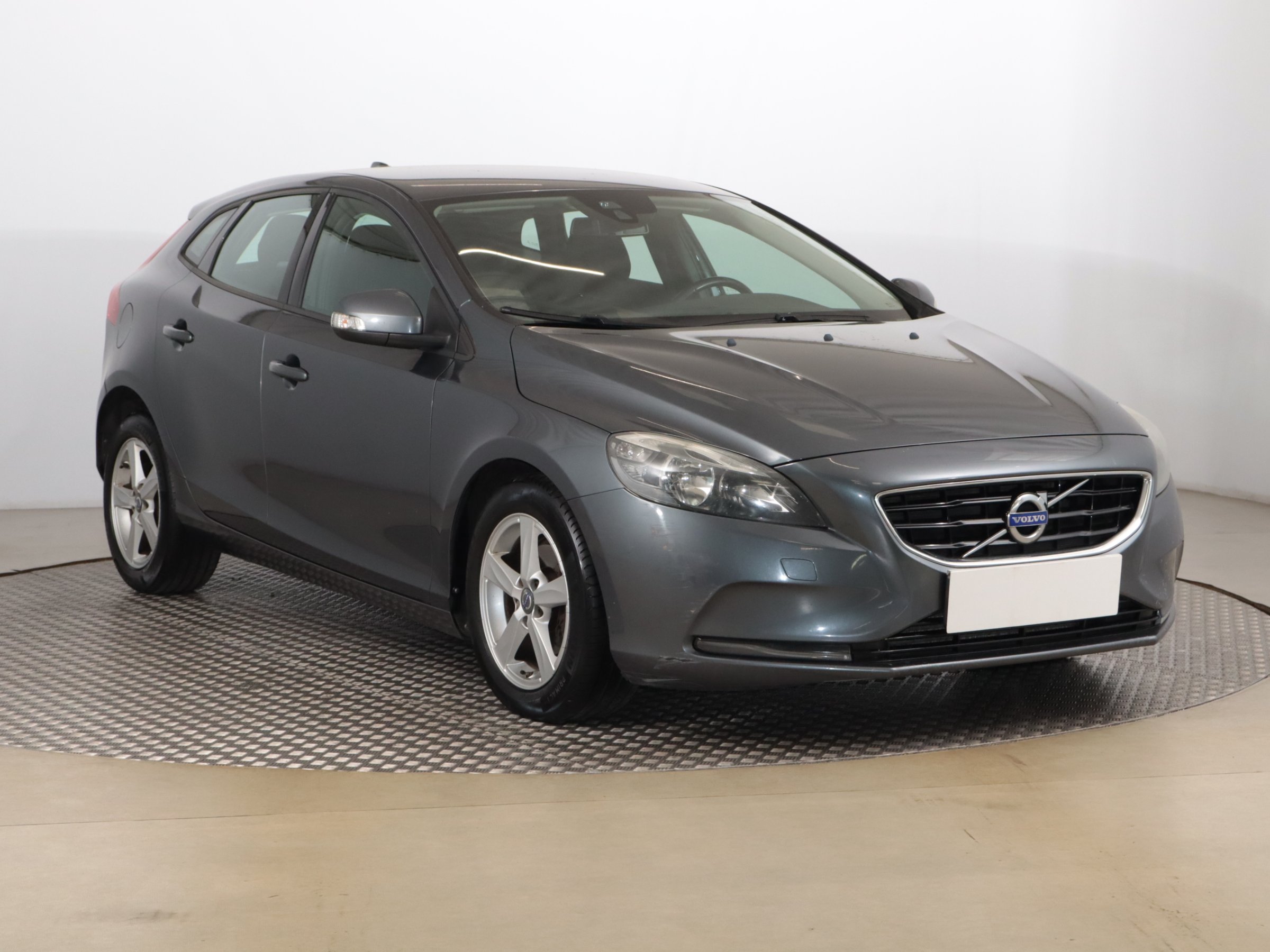 Volvo V40 1.6 D2 Hatchback 2014 - 1