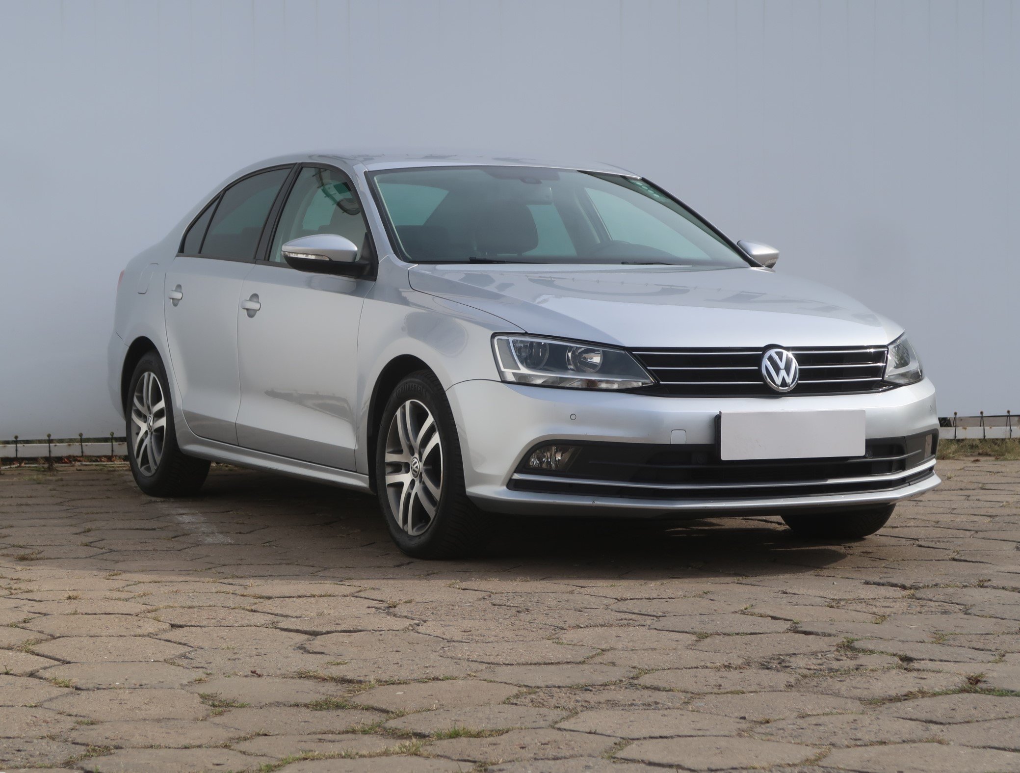 Volkswagen Jetta 2.0 TDI Sedan 2016 - 1