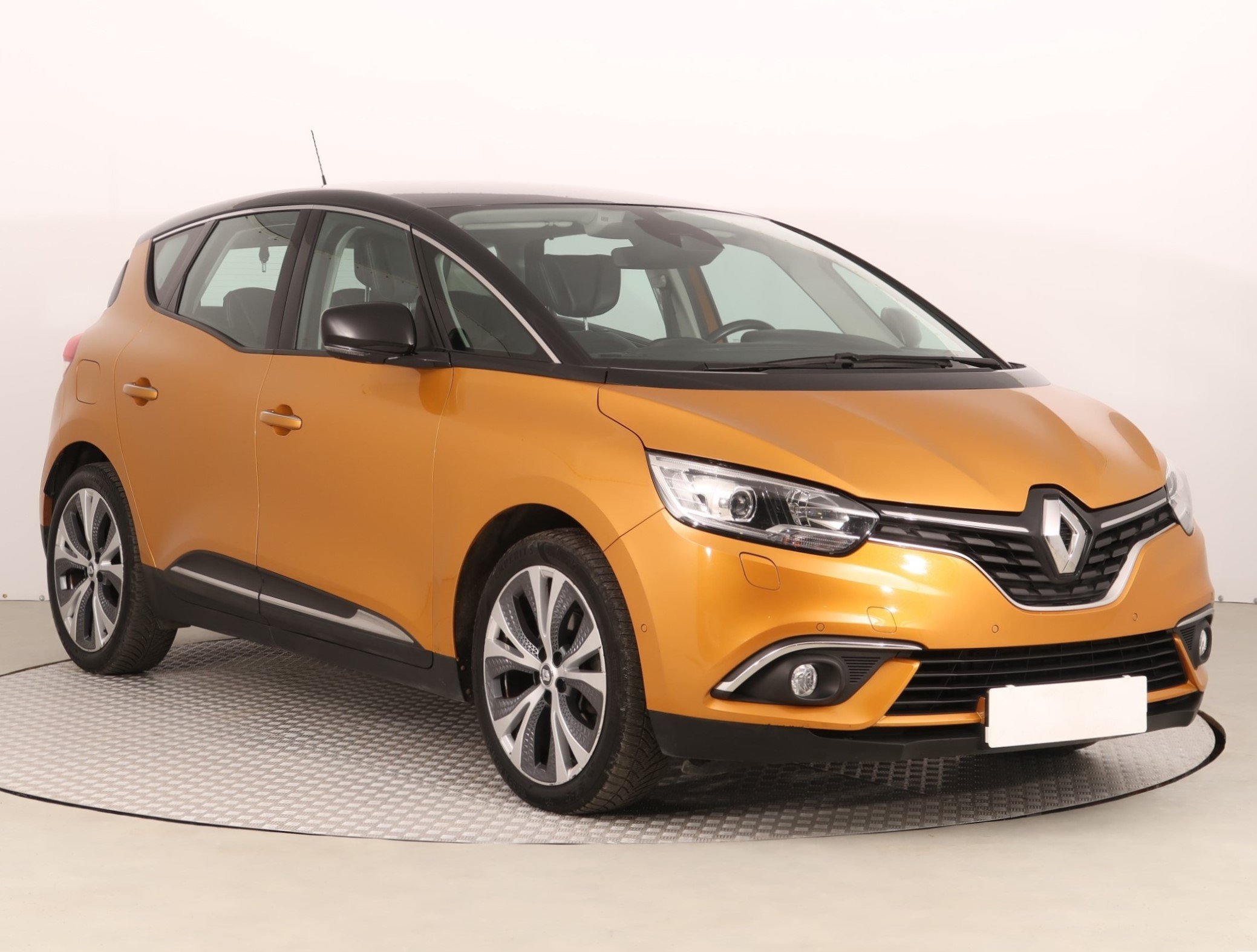 Renault Scenic 1.2 TCe SUV 2016 - 1