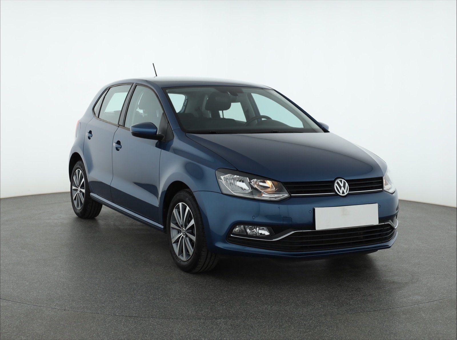 Volkswagen Polo 1.0 MPI Hatchback 2016 - 1