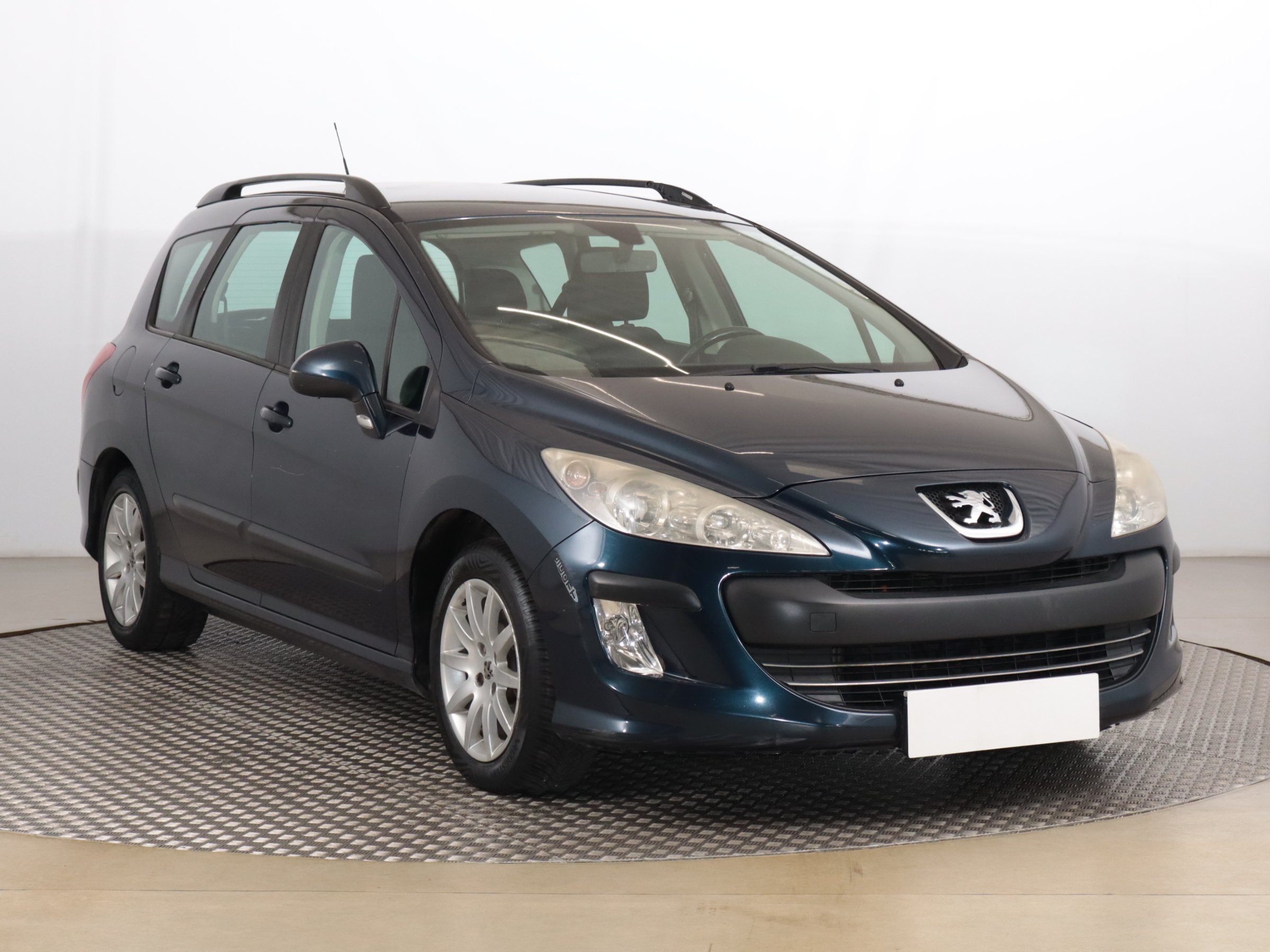 Peugeot 308 1.6 HDi Hatchback 2010 - 1