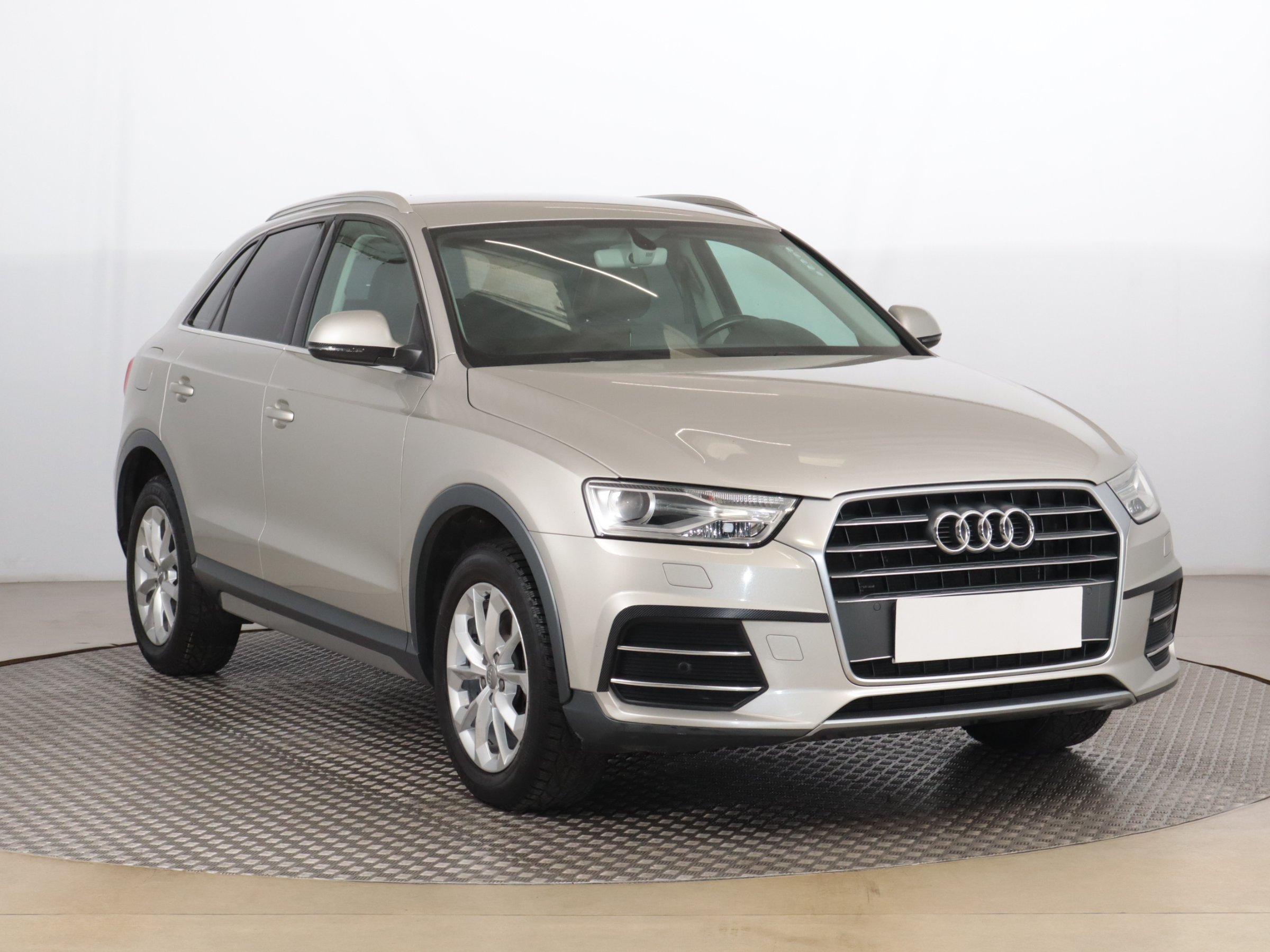 Audi Q3 1.4 TFSI SUV 2016 - 1