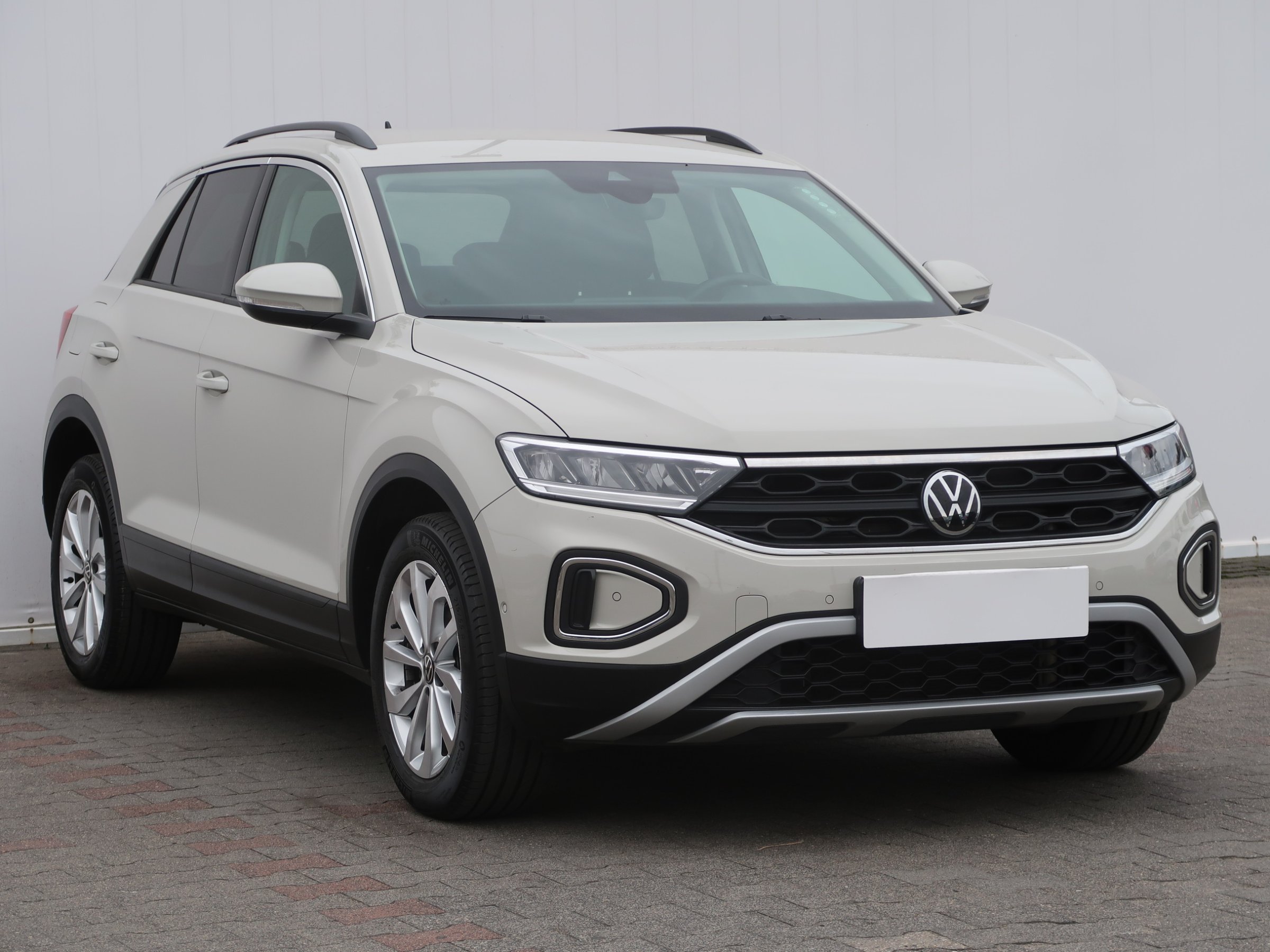 Volkswagen T-Roc 1.5 TSI EVO SUV 2022 - 1