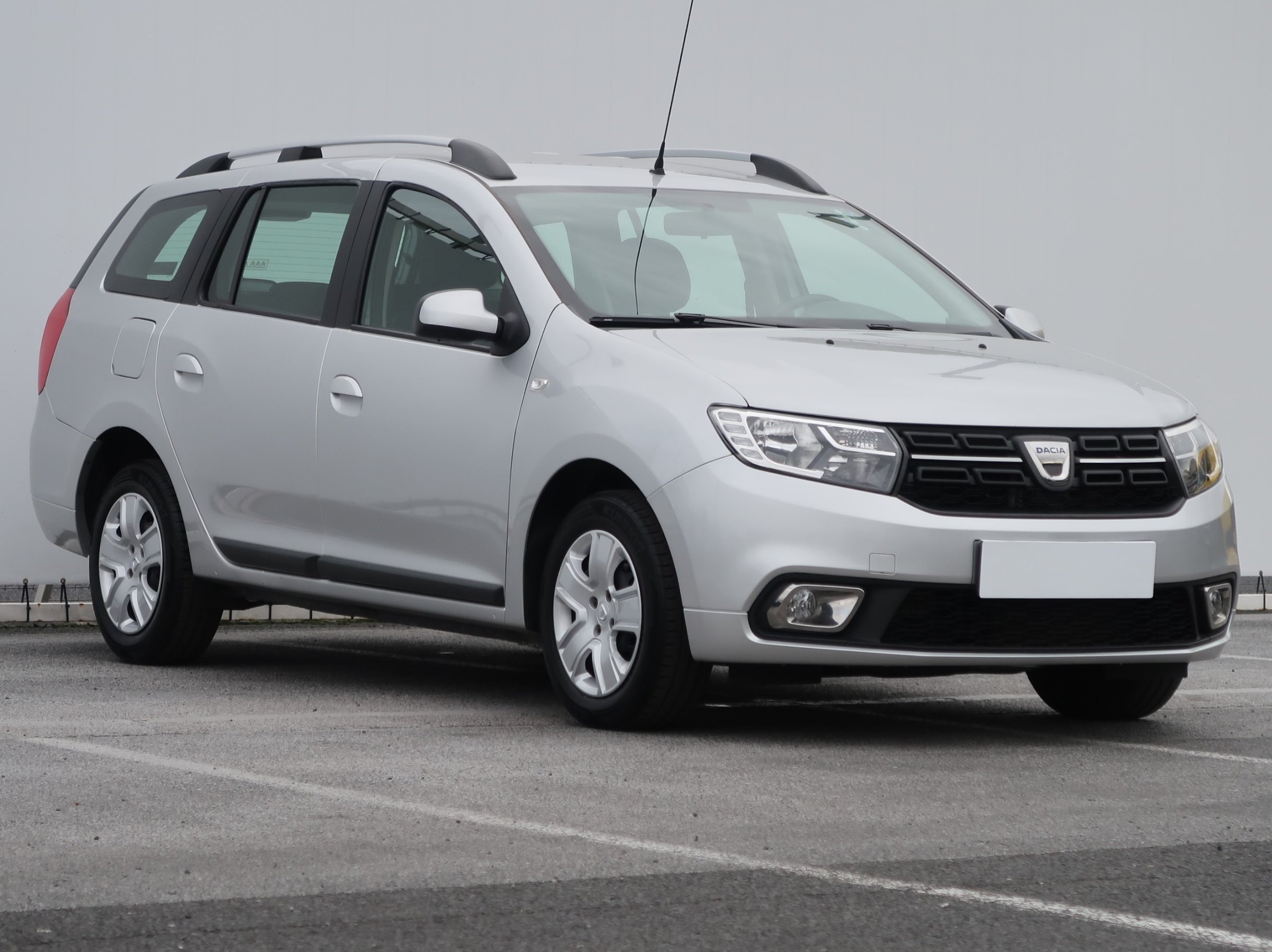 Dacia Logan 0.9 TCe Kombi 2018 - 1