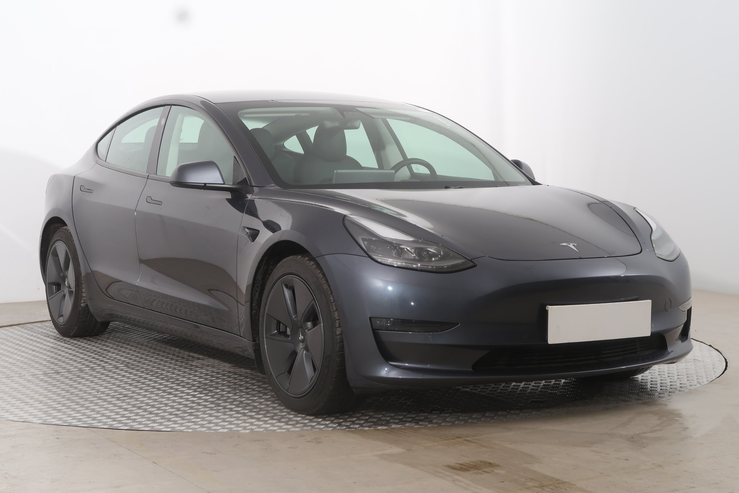 Tesla Model 3 Long Range Sedan 2021 - 1