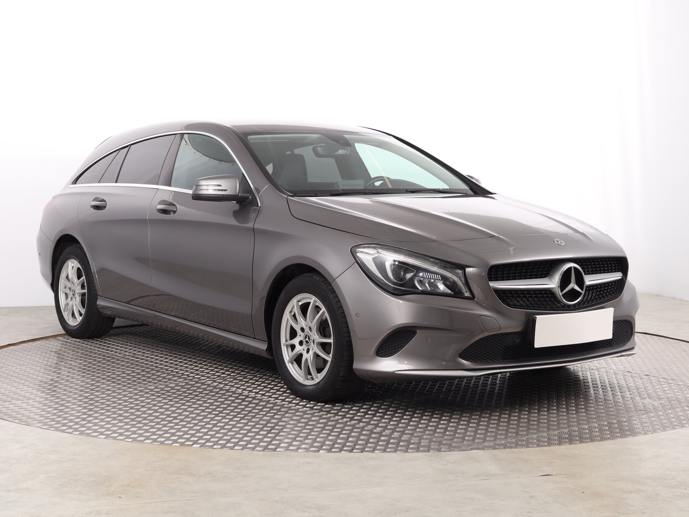 Mercedes-Benz CLA 180 CDI Wagon 2018 - 1