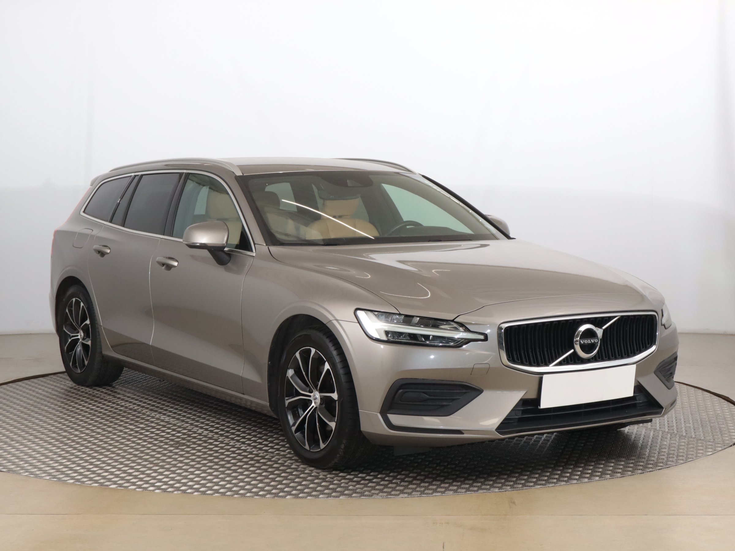 Volvo V60 2.0 D3 Wagon 2019 - 1