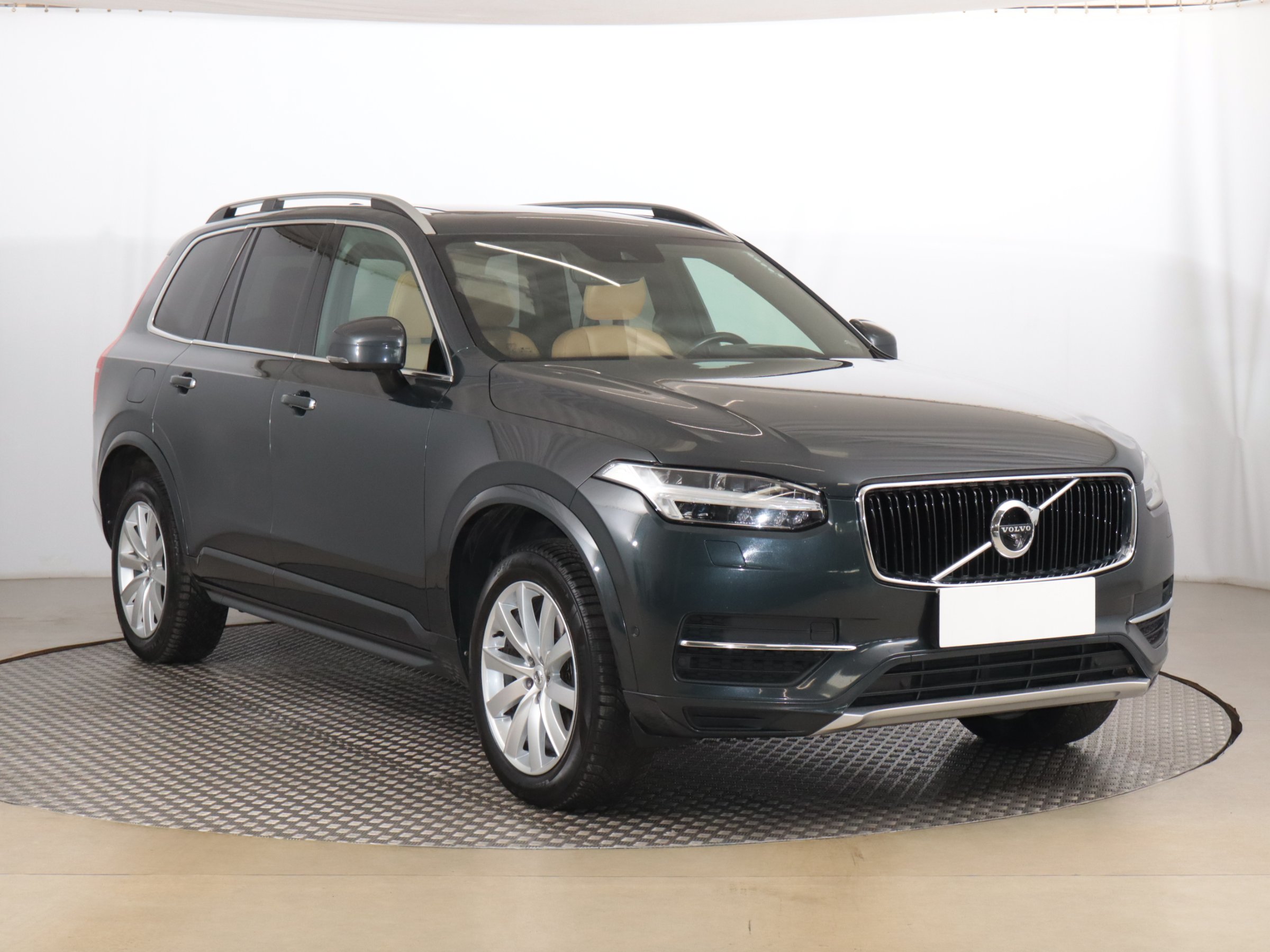 Volvo XC90 2.4 D AWD SUV 2017 - 1