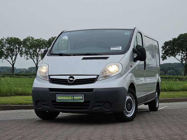 Opel Vivaro  Furgon 2011 - 1